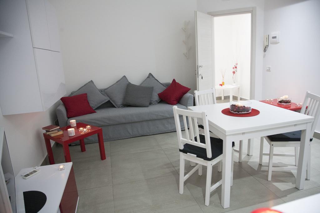 Domus Emiliae Apartment คาตาเนีย ภายนอก รูปภาพ