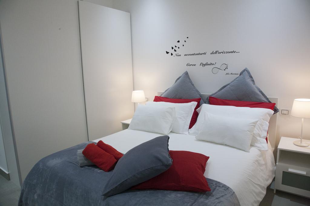 Domus Emiliae Apartment คาตาเนีย ภายนอก รูปภาพ
