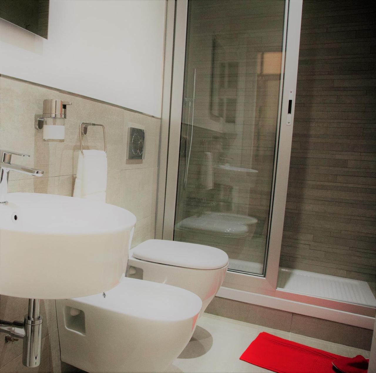 Domus Emiliae Apartment คาตาเนีย ภายนอก รูปภาพ